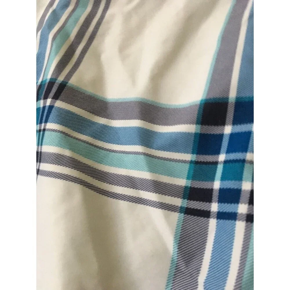 Aeropostale Bermuda Shorts Mens Size 34 Blue Whitwe Plaid Regular Fit